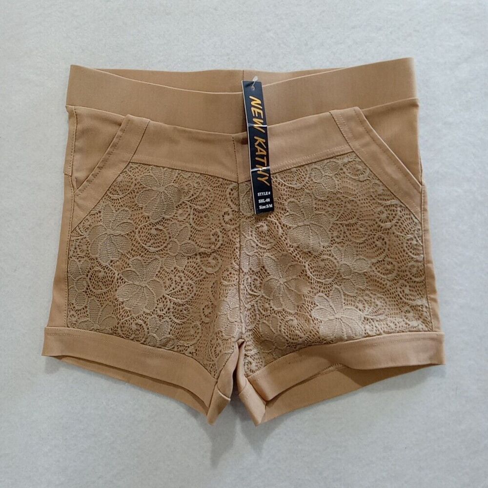 New Kathy Shorts Women's Size Small  Medium  Lace Front *